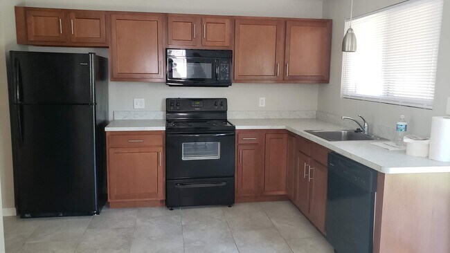 Foto del edificio - 31010 Hiveley St