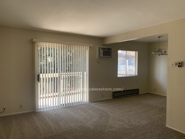 Foto del edificio - Campbell, Lovely 2 Bedroom and 2 Bath Cond...