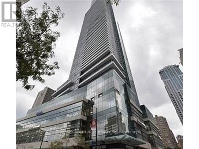 Photo du bâtiment - 386-386 Yonge St