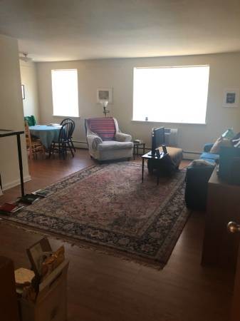 Foto principal - 901 S Allen St
