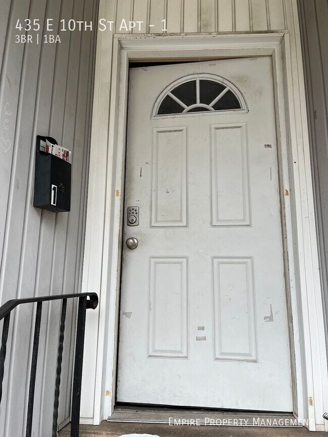 Foto del edificio - Available October 17th! 3 Bedroom/1 bathro...