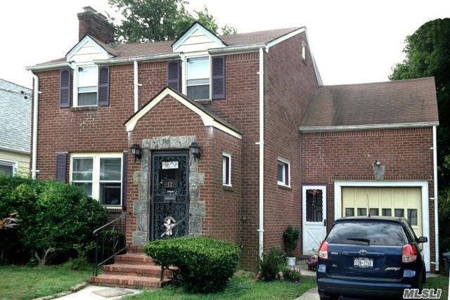 Primary Photo - 12 Taylor Pl