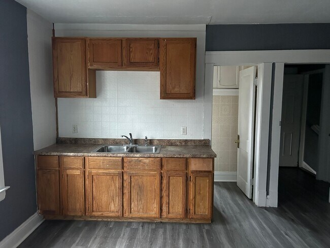 Foto del edificio - 12523 Forest Ave