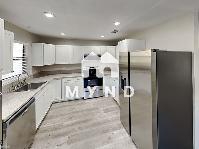 Building Photo - 3 br, 2 bath House - 204 Maki Rd