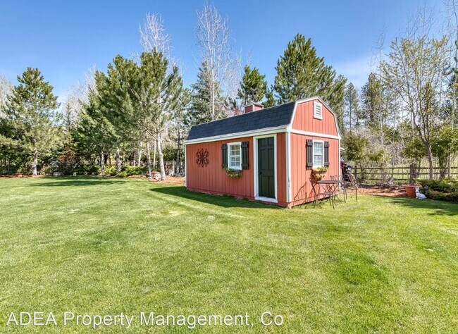 Building Photo - 5 br, 4 bath House - 2982 Sandalwood Ct