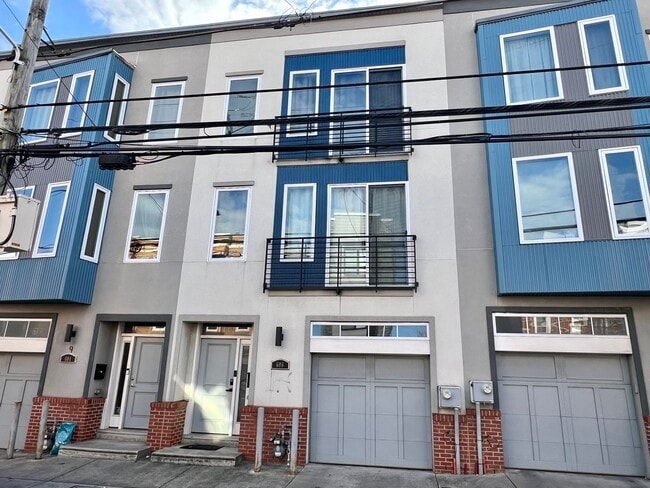 Photo - 606 W Jefferson St Townhome