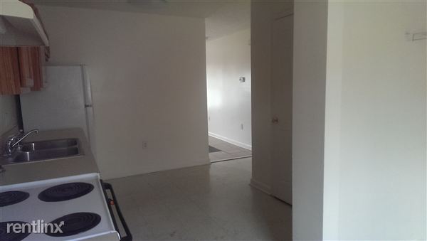 Building Photo - 28 E Madison Ave