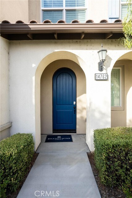 Building Photo - 14762 Palmera Ct