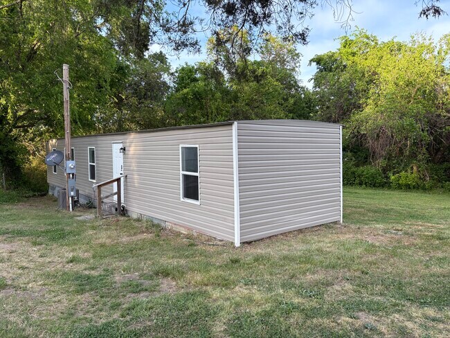 Foto del edificio - 1031 Cowford Rd