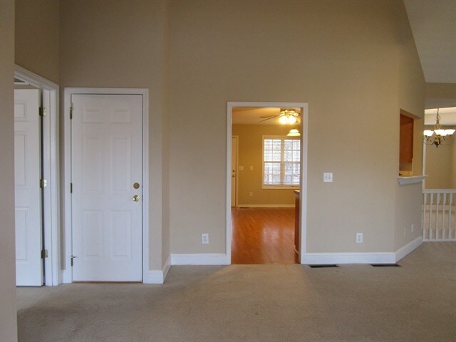 Building Photo - 330 Red Fox Drive