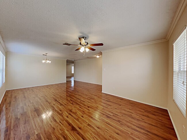 Building Photo - 2545 Timberbrook Trl