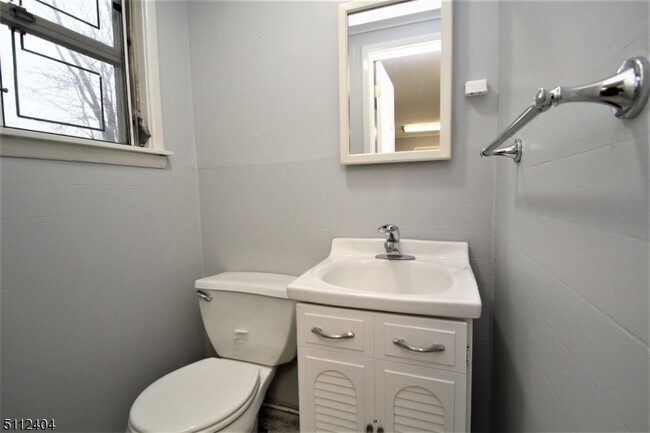 Building Photo - 312 Northview Terrace