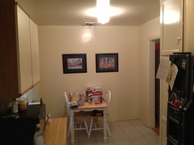 Interior Photo - 429 Garfield Ave