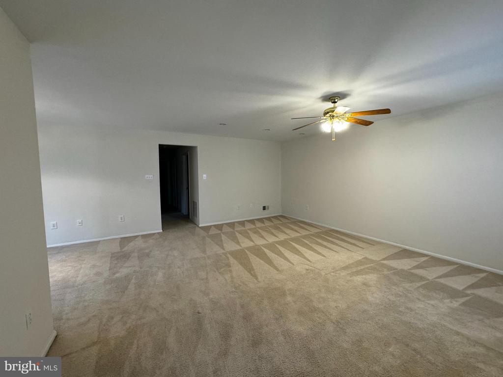 Foto principal - 6829 Buttonwood Ct