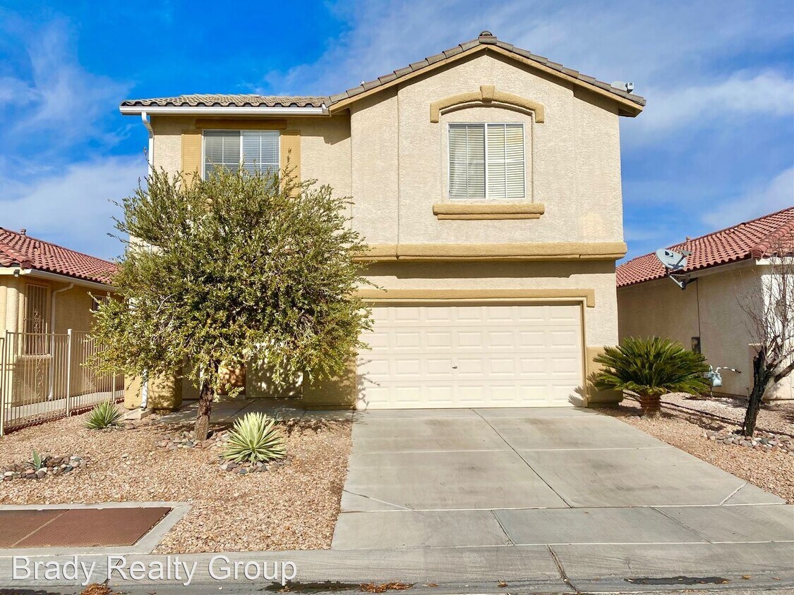 3 br, 2.5 bath House 7540 Paso Robles House for Rent in Las Vegas