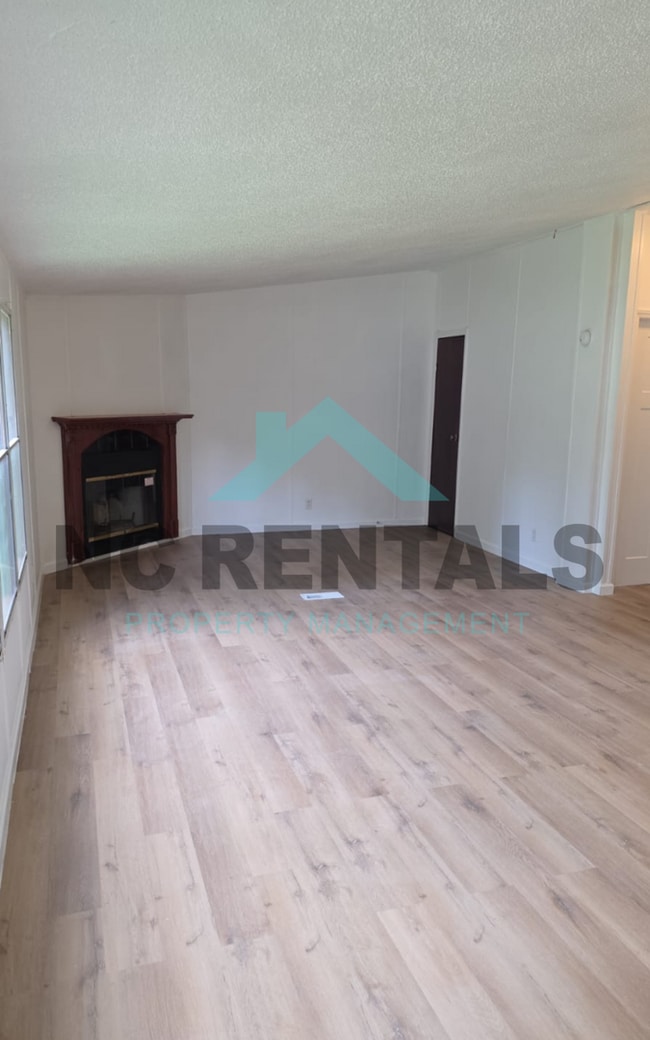 Foto del edificio - 3155 Mountain Brook Trail
