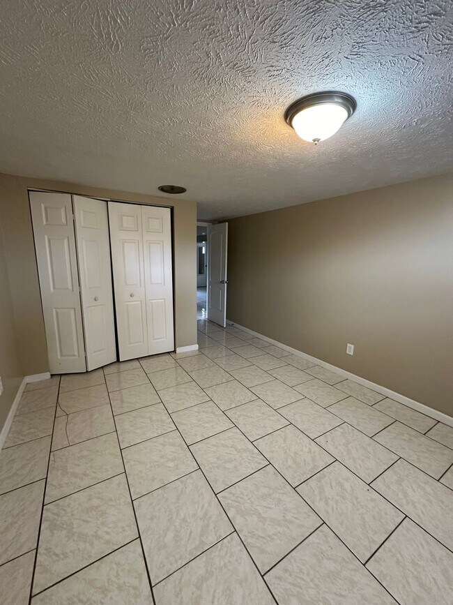 Foto del edificio - 4Bed 2Bath-6 Month Lease Option!