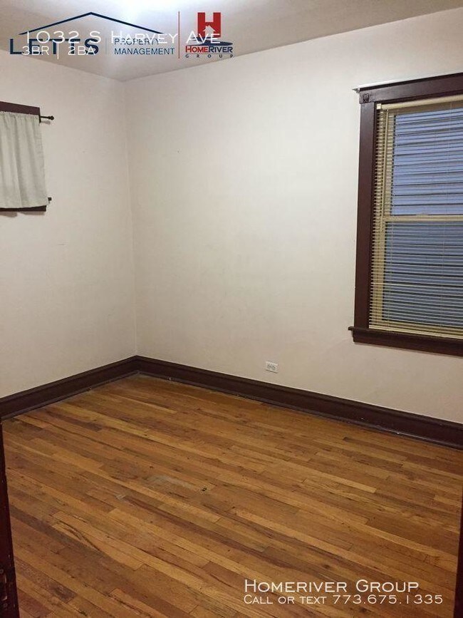 Building Photo - 3 bedroom in Oak Park IL 60304