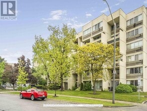 Building Photo - 1300 Marlborough Ct