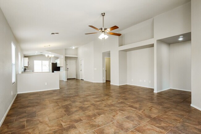 Foto del edificio - 12571 W Fairmount Ave