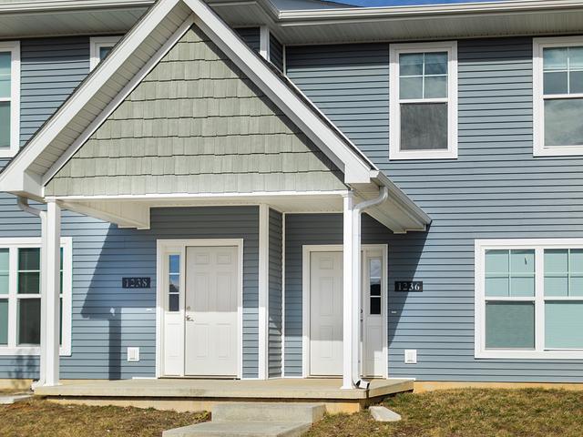 Primary Photo - 1238 W. Rangeview Circle