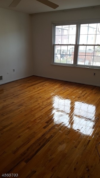 Building Photo - 205 Astoria Pl