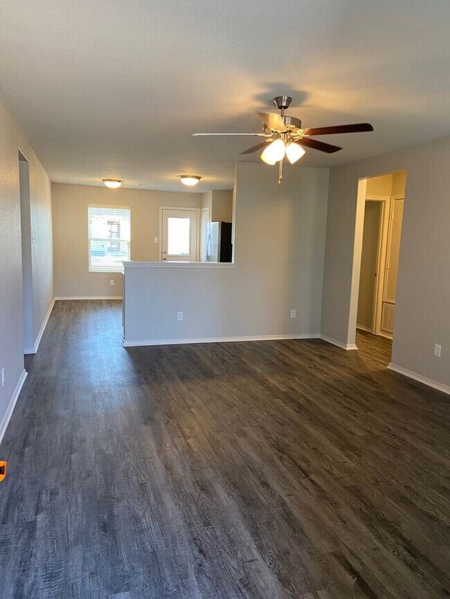 Building Photo - Three Bedroom | Two Bath Home in Conrad Court