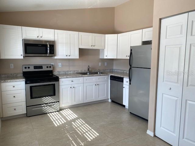 Foto del edificio - 2780 Cypress Dr