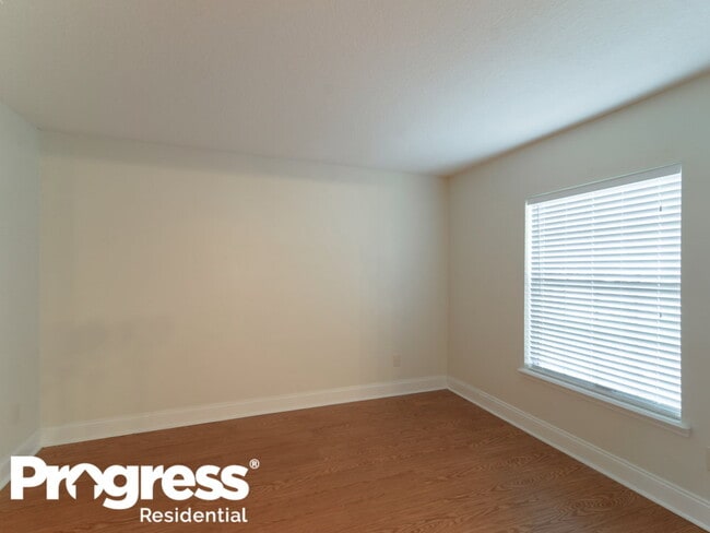 Building Photo - 168 Johns Glen Dr