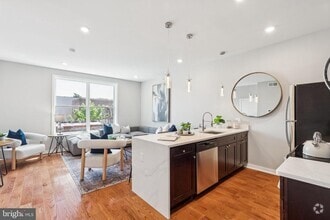 Building Photo - 203 Haverford Ave