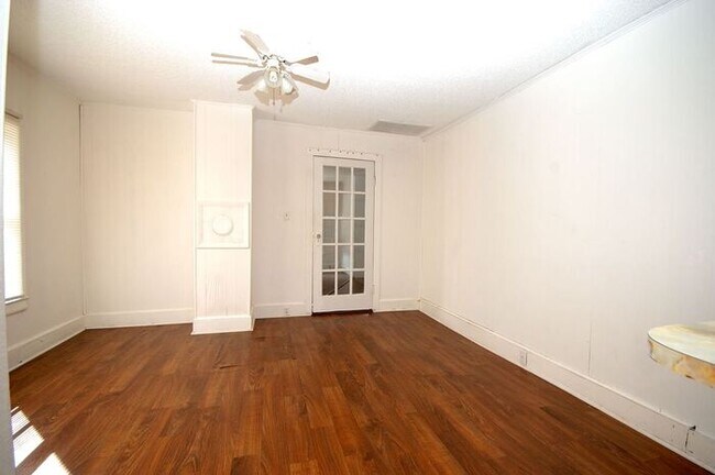 Foto del edificio - 603 S Chestnut St