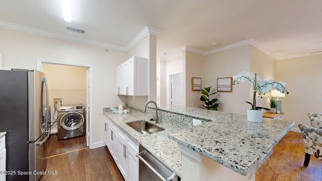 Building Photo - 6451 Borasco Dr