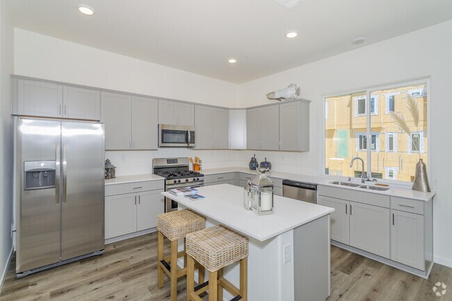 3HAB, 2,5BA -1.672 ft² - Summit Ridge Townhomes