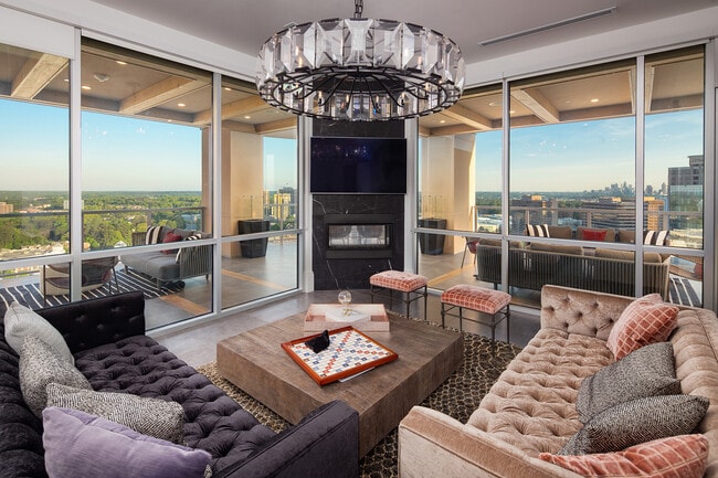 Foto del edificio - The Huntley Luxury Apartments