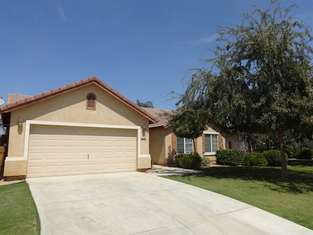 Primary Photo - 12324 Lavina Ave