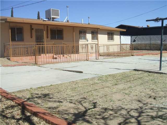 Building Photo - 7928 Dogwood St