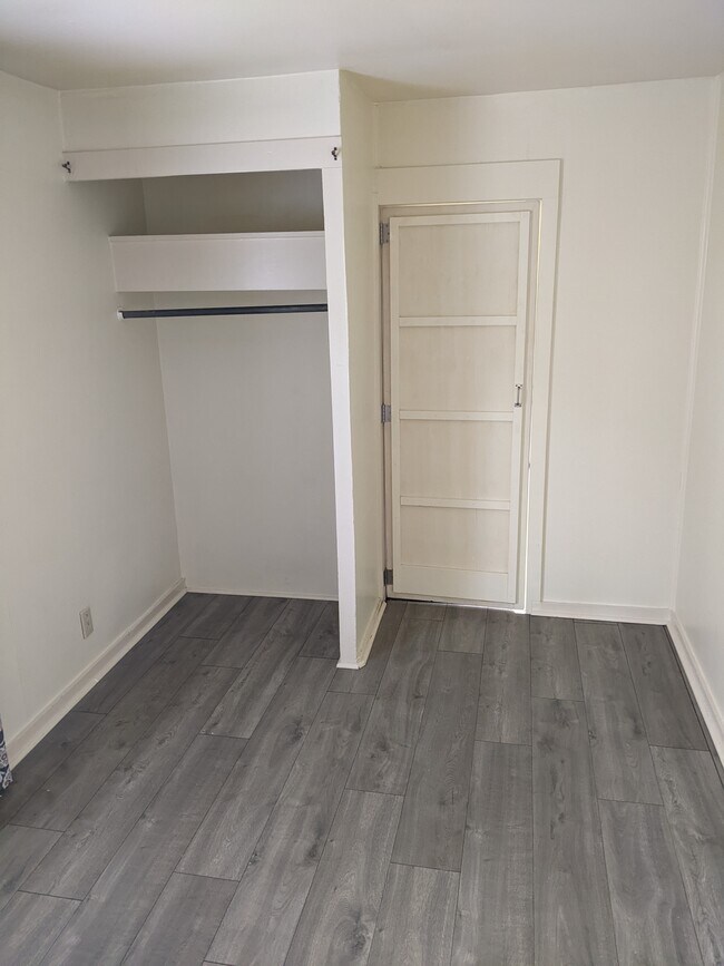 Dormitorio (1) - 1124 Almaden St