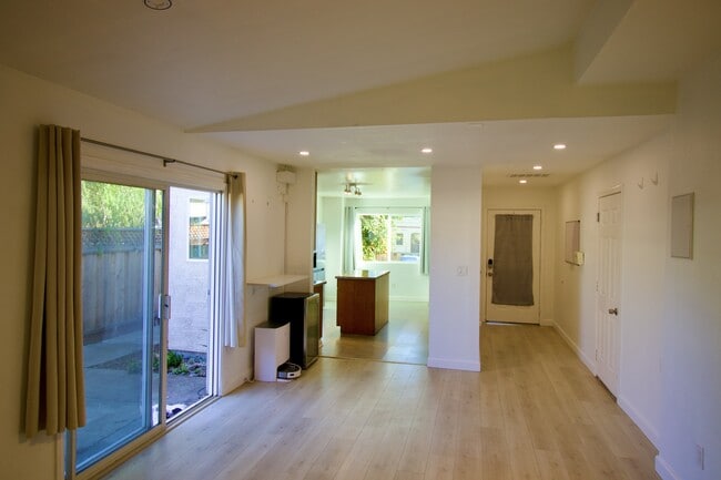 Building Photo - 1755 Tulane Ave