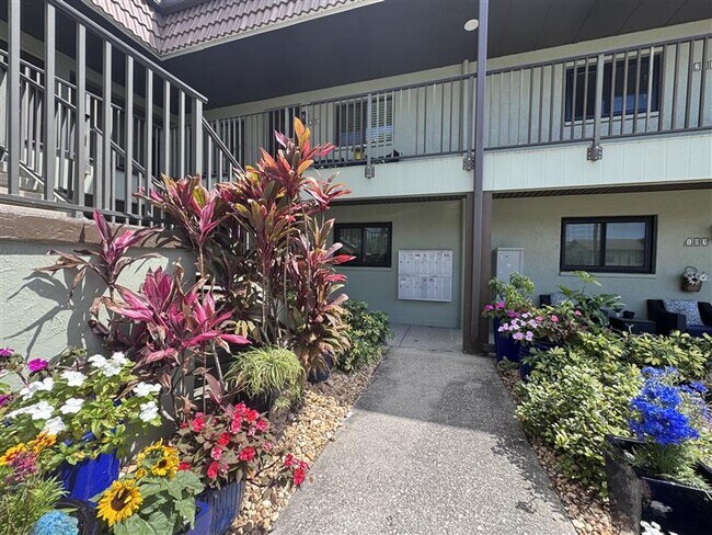 Foto del edificio - 1258 Barbara Dr