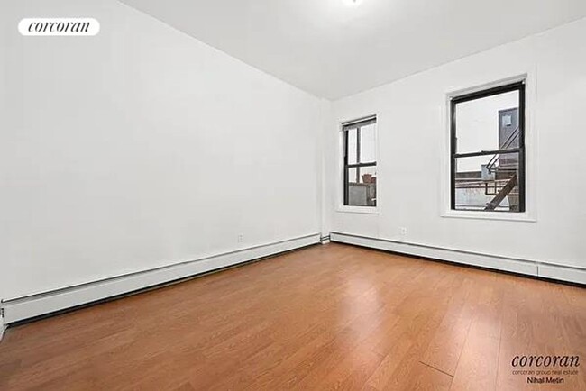 Building Photo - 951 2nd Ave