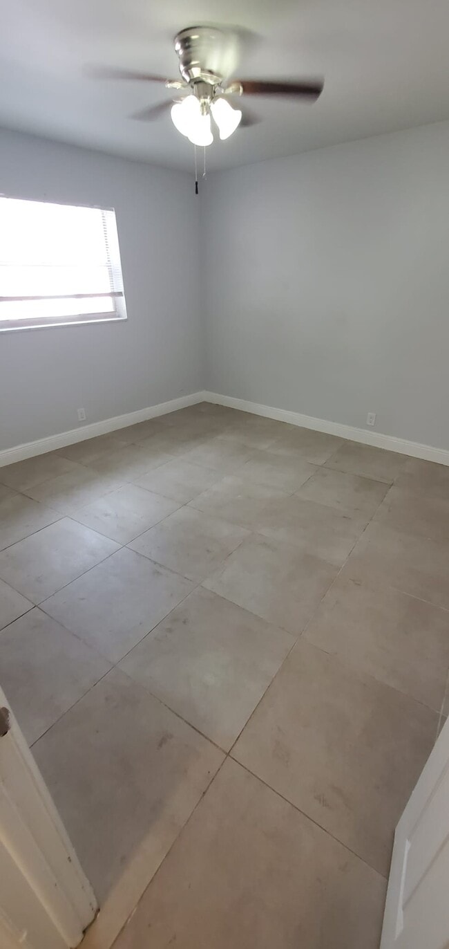Photo - 921 SW 10th Dr (Pompano Beach, FL) Apartment