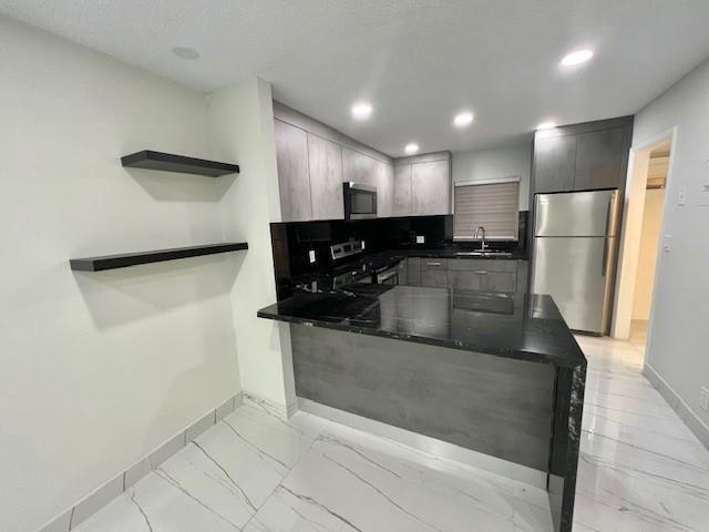 Foto principal - 5140 SW 40th Ave