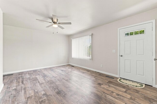 Building Photo - 7123 Strawberry Dr