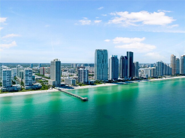 Foto del edificio - 330 Sunny Isles Blvd