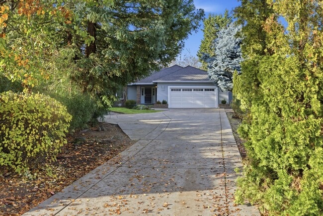 Foto del edificio - 1137 Riverrock Way