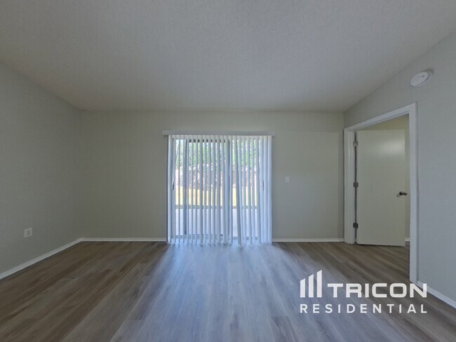 Building Photo - 1743 Covey Court Kissimmee FL