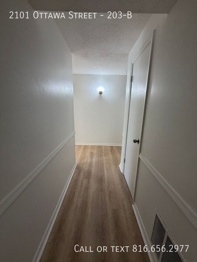 Foto del edificio - 2101 Ottawa St