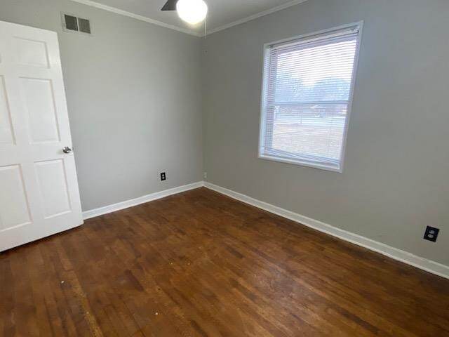 Foto del edificio - 1474 N Graham St