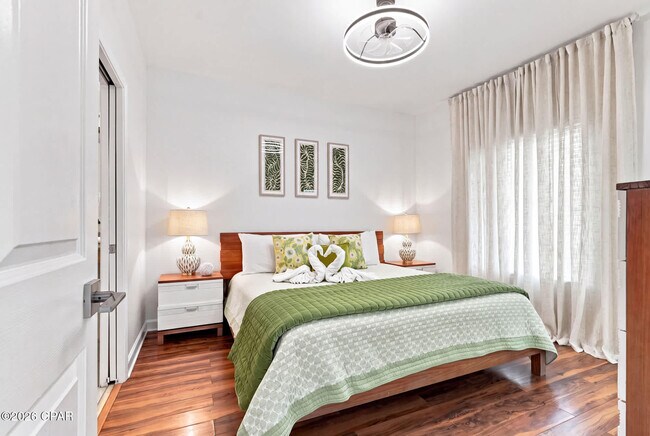Foto del edificio - 17729 Front Beach Rd