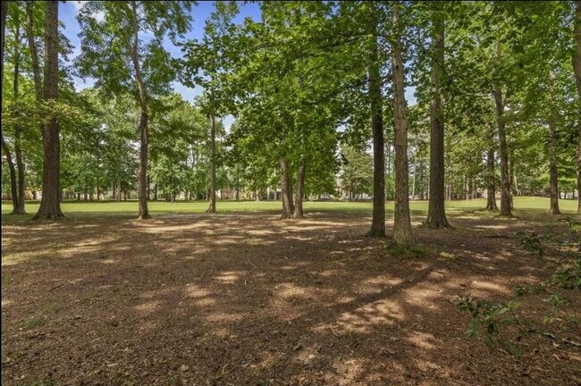 Building Photo - 1144 Eagle Way